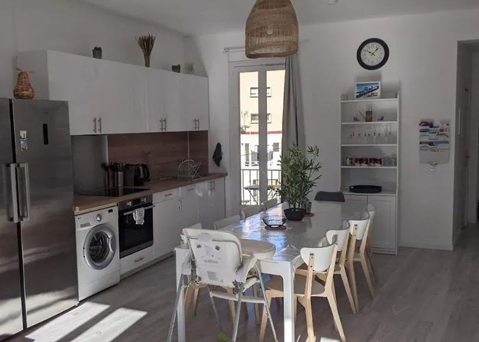 Villa Lina Zoï, une âme moderne dans une villa niçoise typique